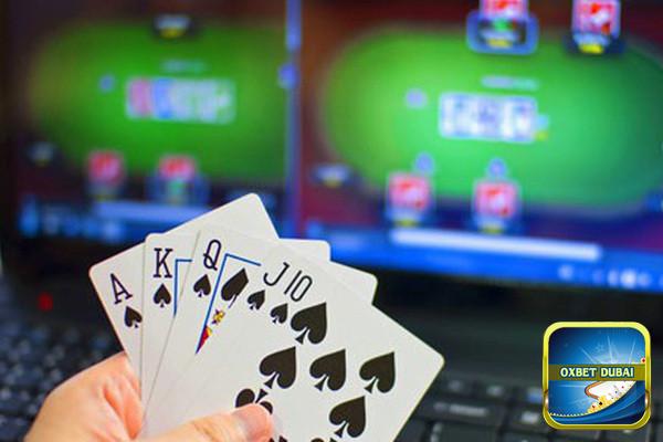 Trò chơi đánh bài qua mạng là gì?